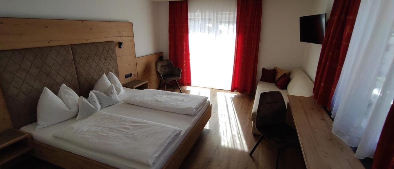 Hotel Garni Tannenhof Flachau Kültér fotó