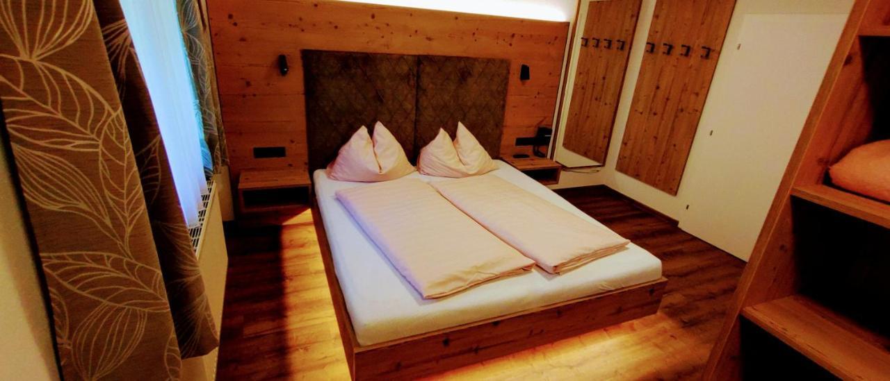 Hotel Garni Tannenhof Flachau Kültér fotó