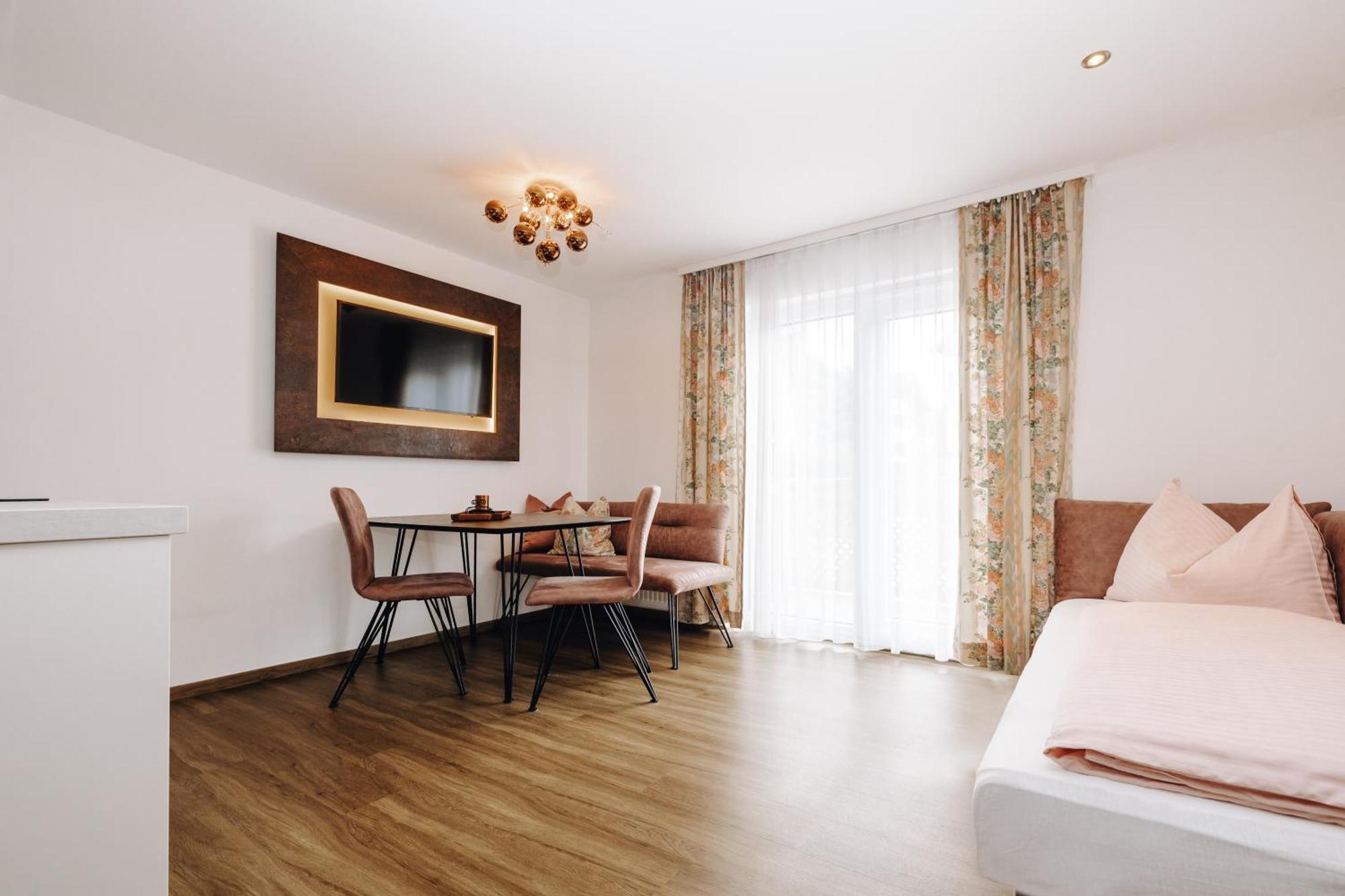 Hotel Garni Tannenhof Flachau Kültér fotó