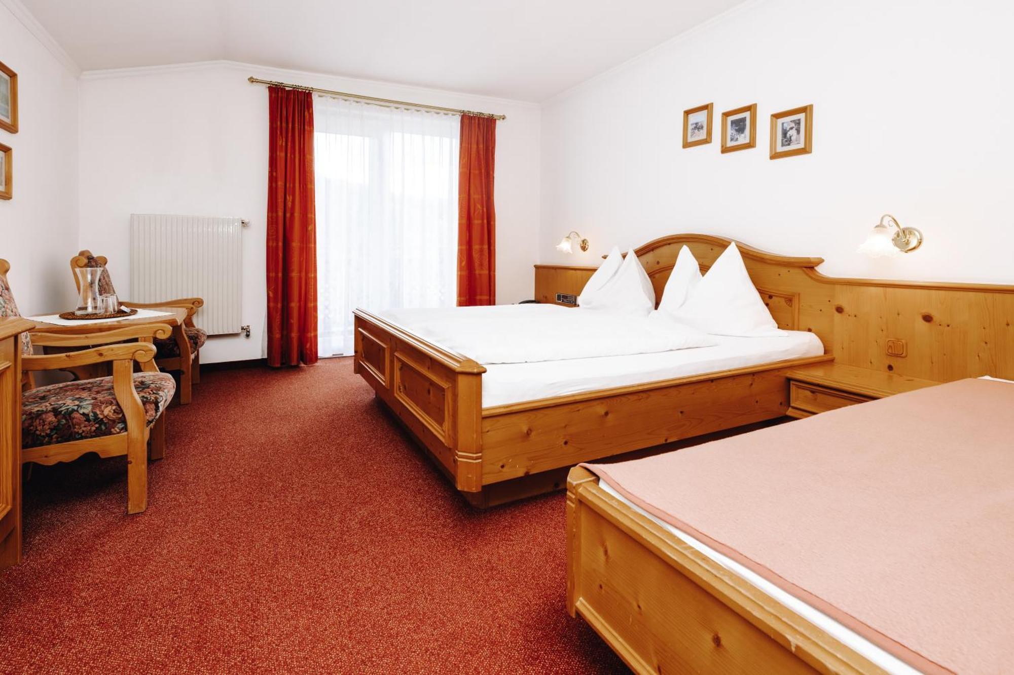 Hotel Garni Tannenhof Flachau Kültér fotó