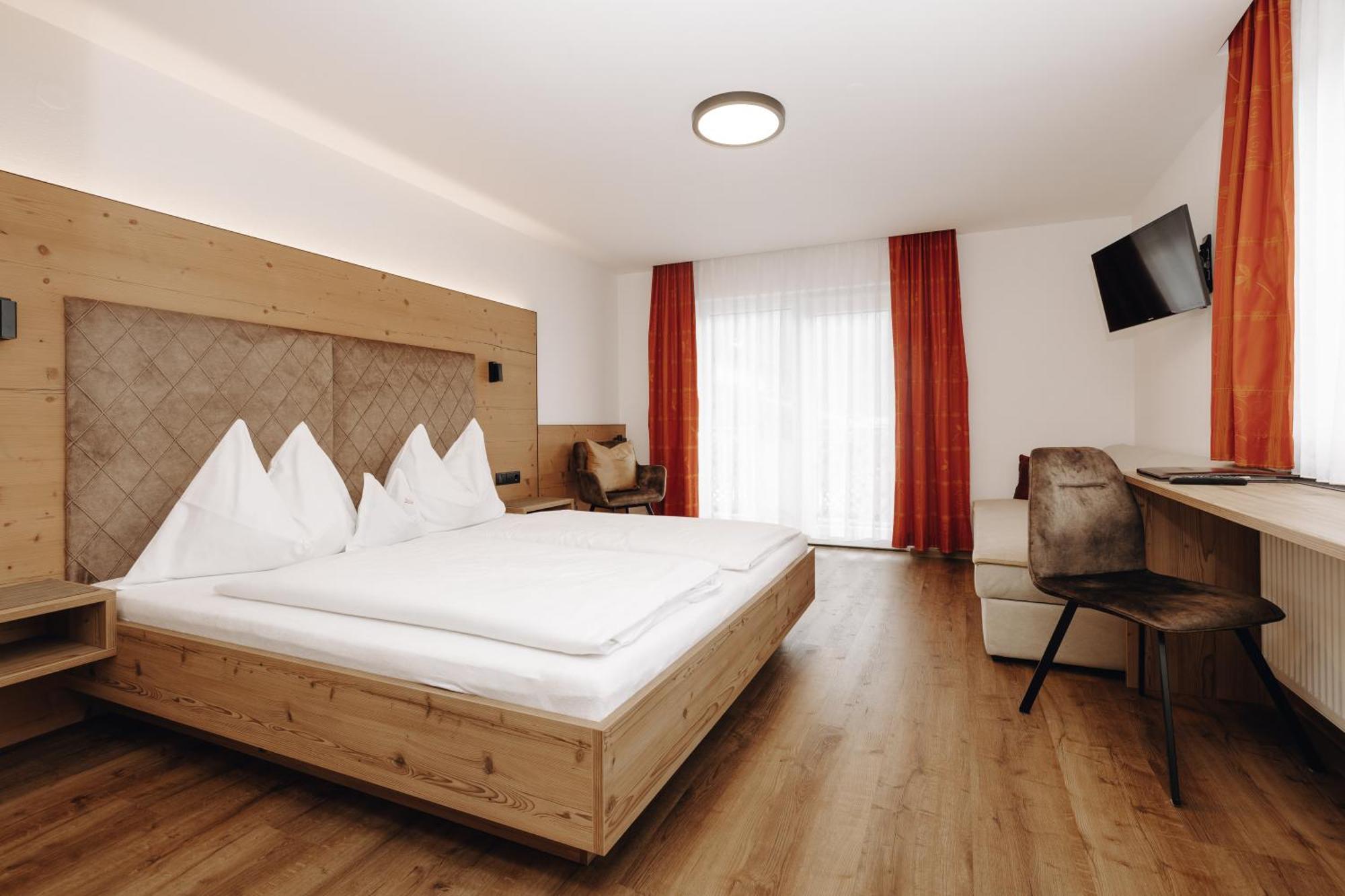 Hotel Garni Tannenhof Flachau Kültér fotó